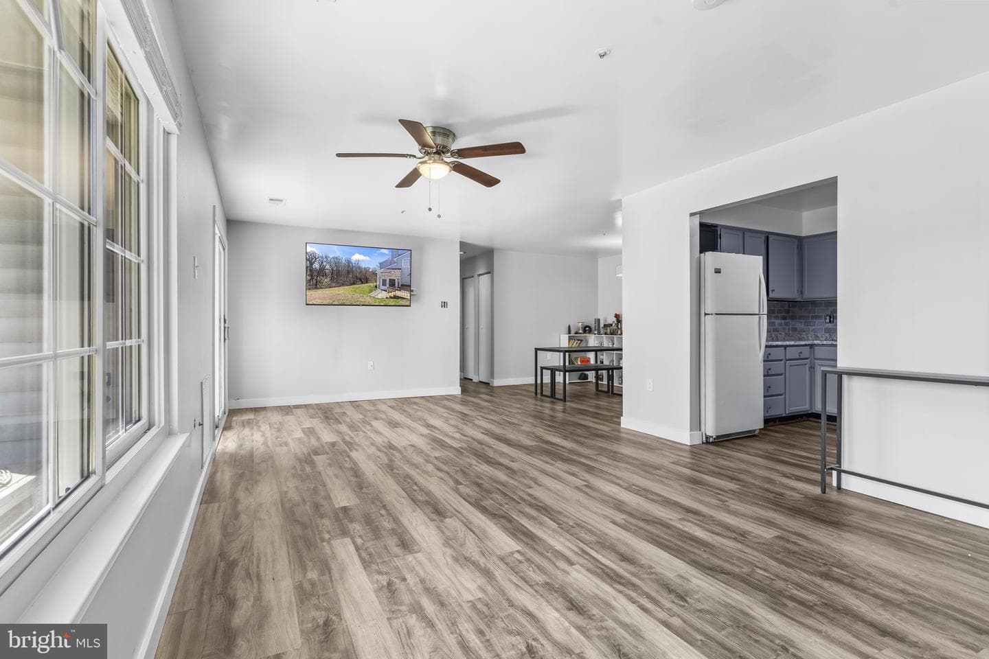 8730 Grasmere Court photo 4
