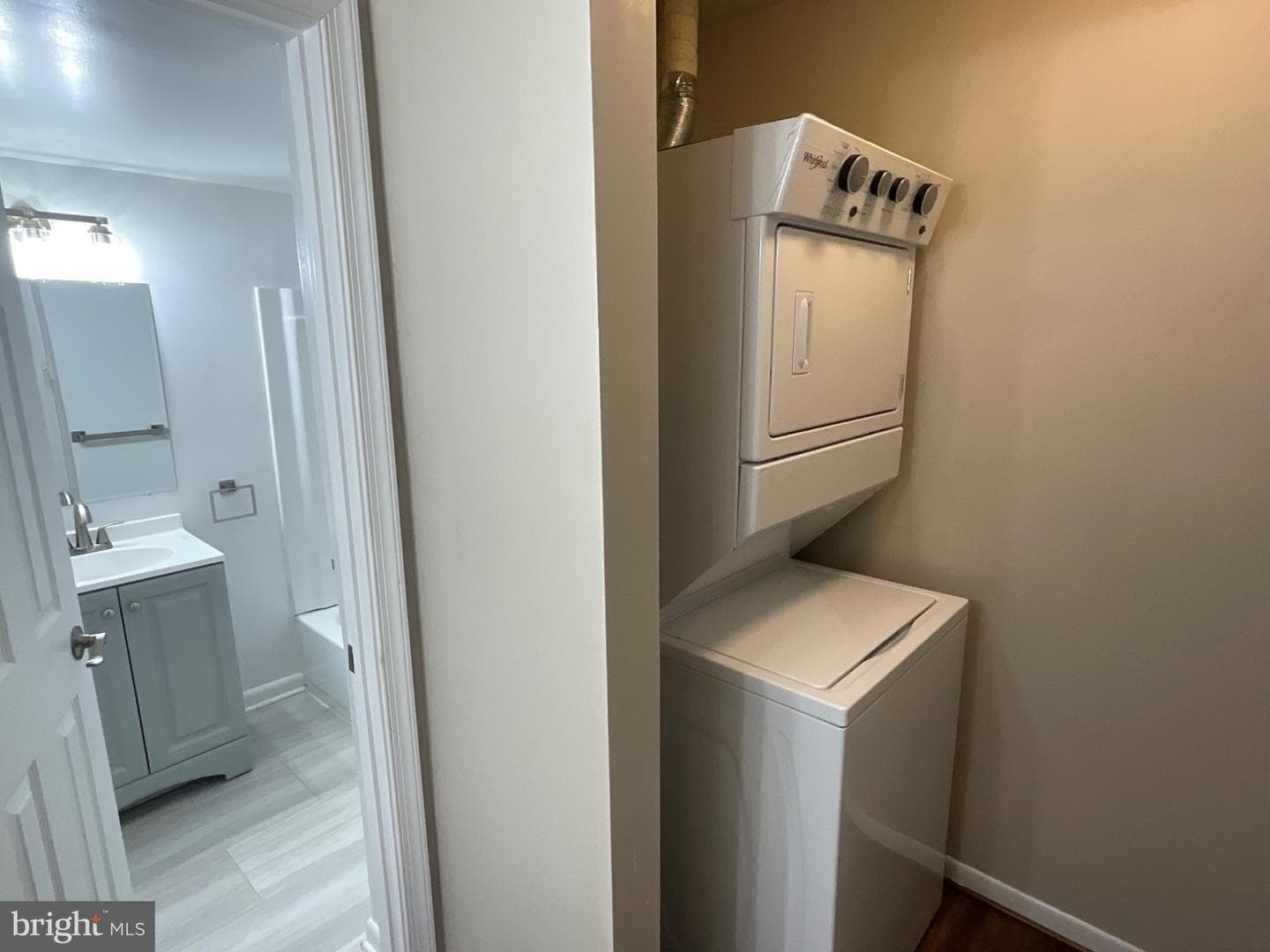 10117 Prince Place #102-2b photo 10