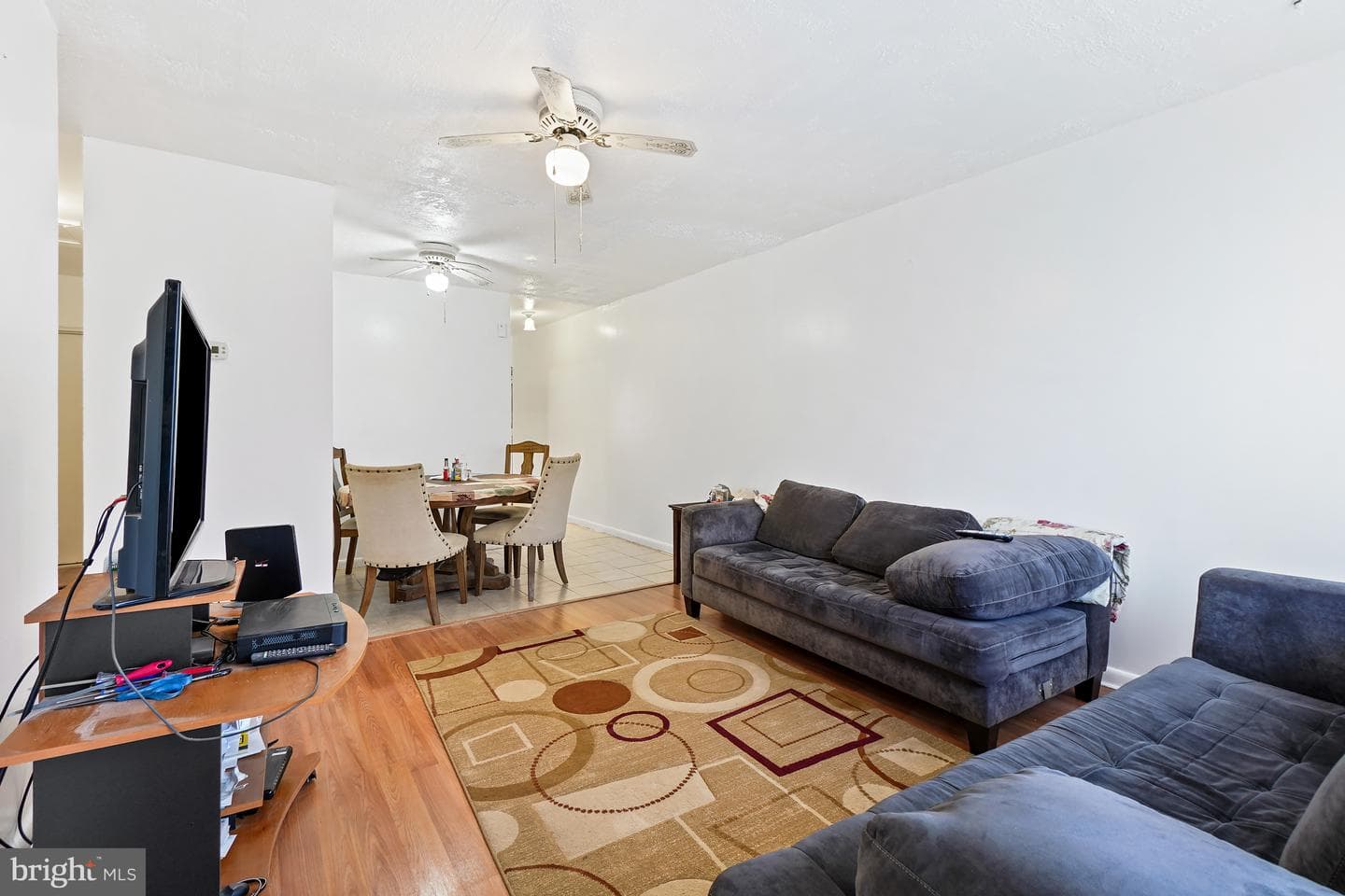 7523 Greenleaf Road photo 15