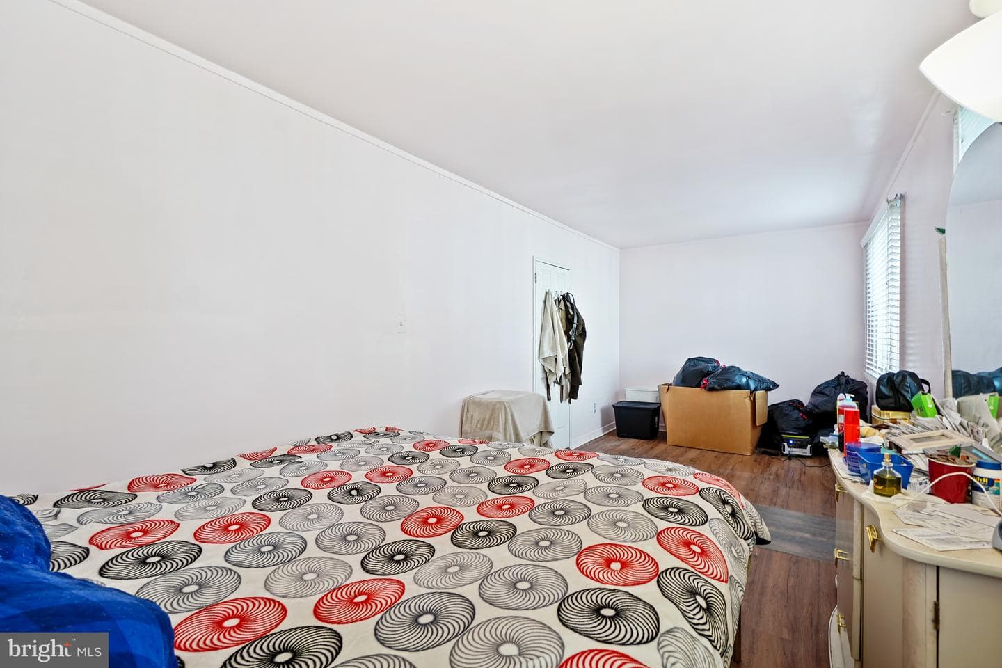 7523 Greenleaf Road photo 23