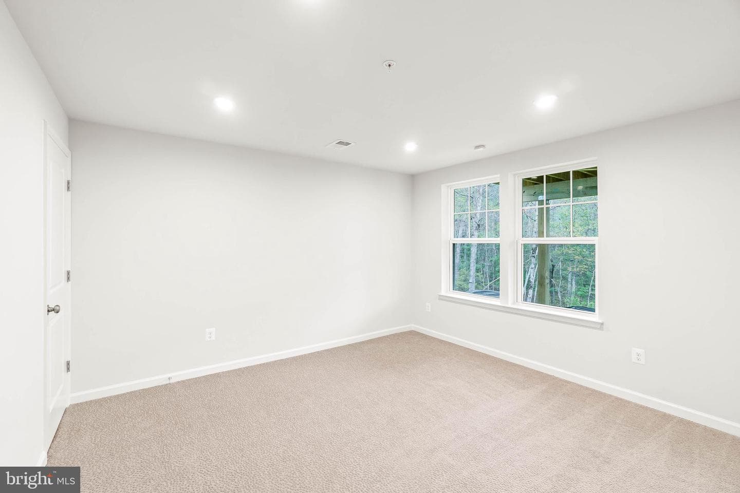 7111 Gladebrook Road photo 16