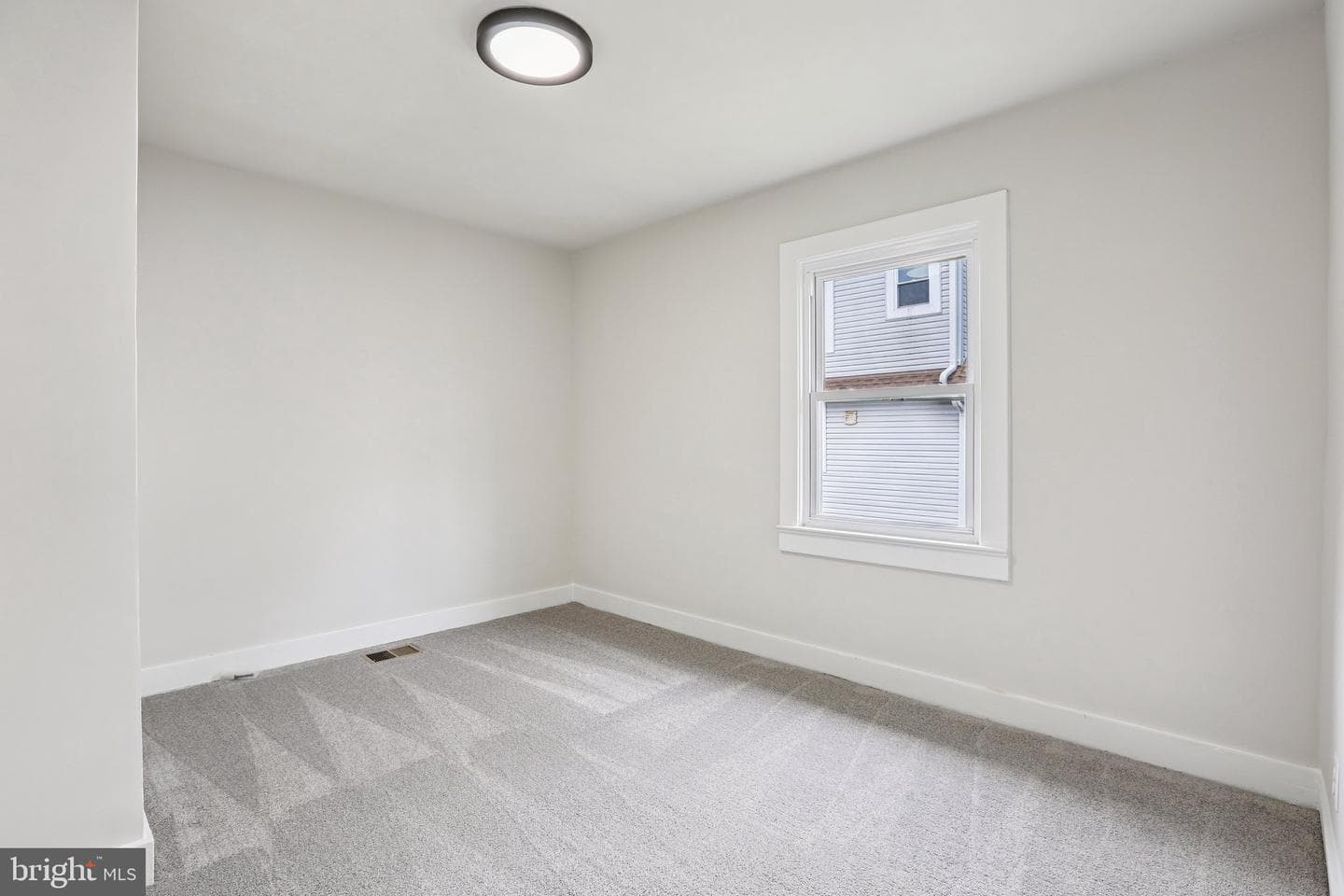 516 68th Street photo 18