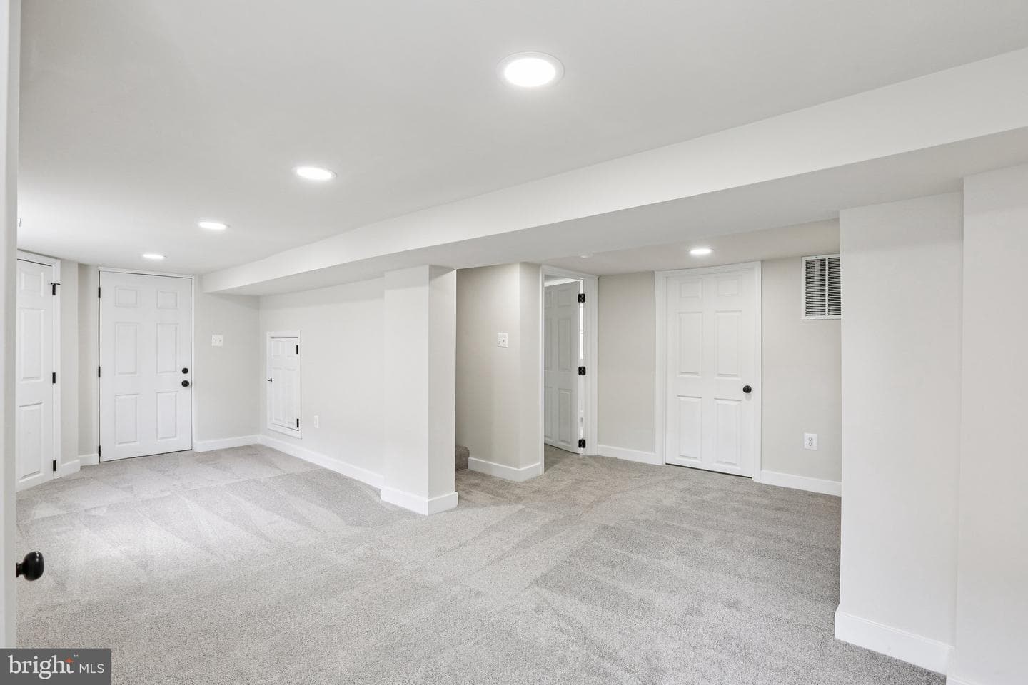 516 68th Street photo 21
