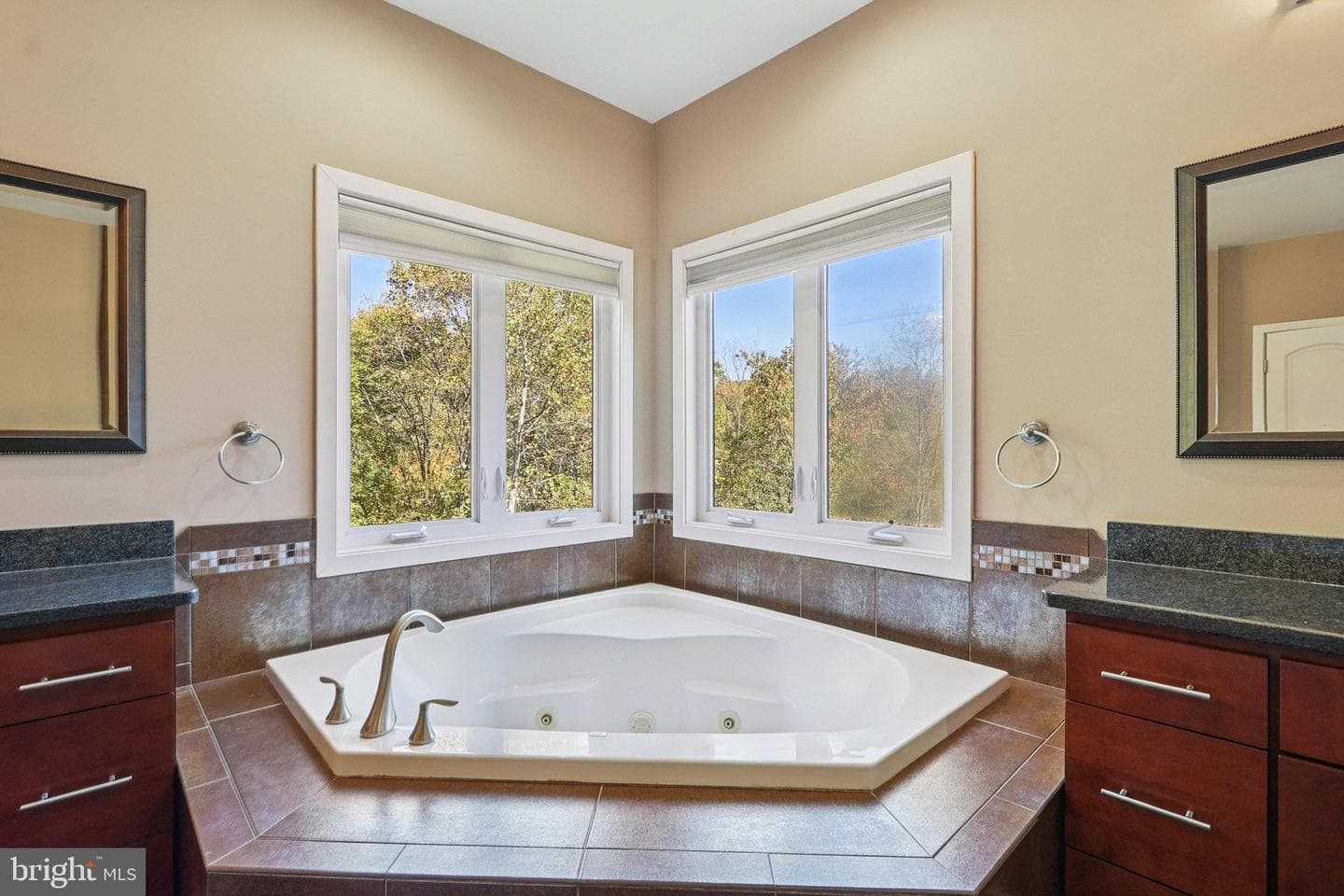3211 Courtside Road photo 50