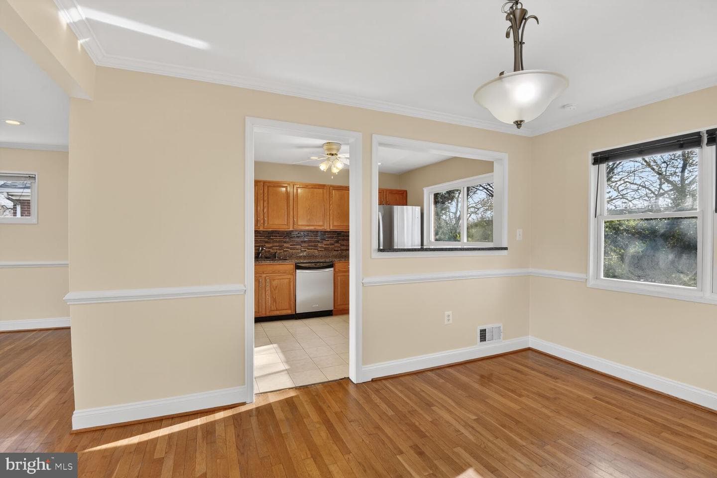 2308 Senator Avenue photo 5