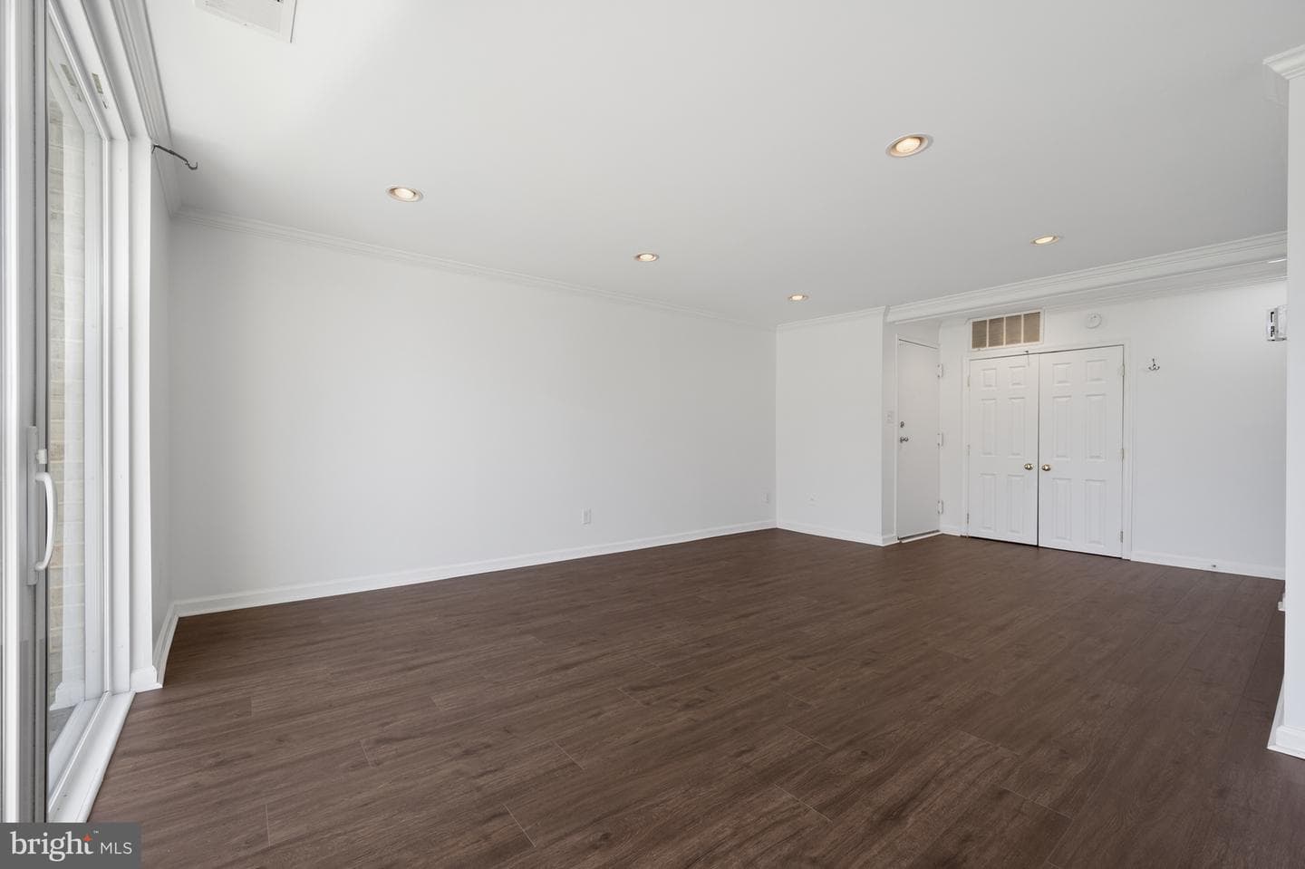 3348 Huntley Square Drive #b photo 8