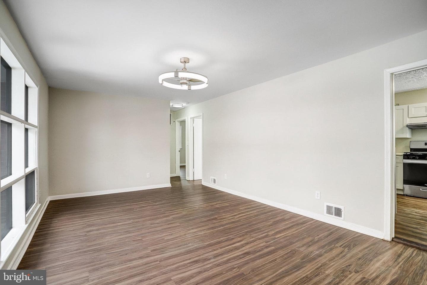 8124 Gavin Street photo 6