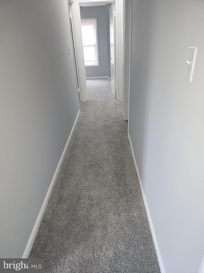 7748 Lakecrest Drive photo 9
