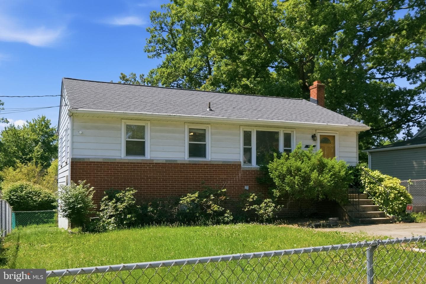 9205 4th Street photo 2