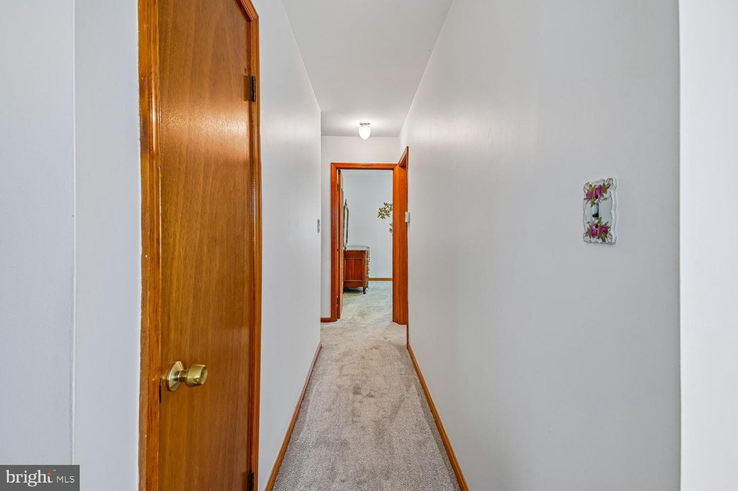 4704 Cardinal Avenue photo 23