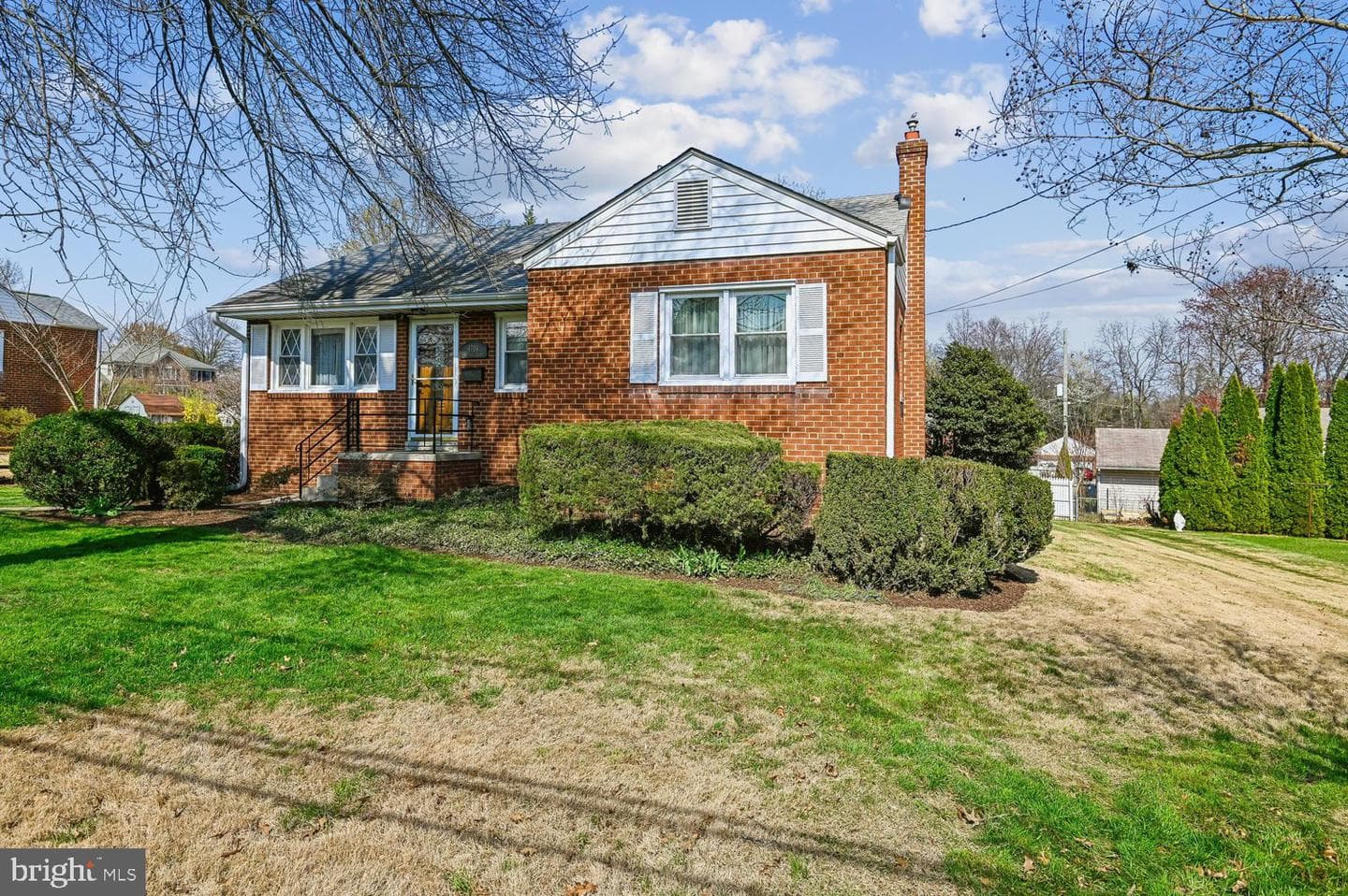 4704 Cardinal Avenue photo 32