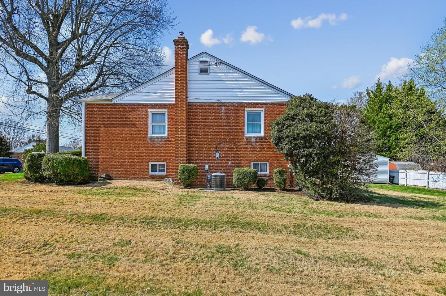 4704 Cardinal Avenue photo 43