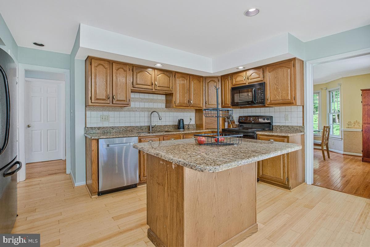 16311 Dahl Road photo 17