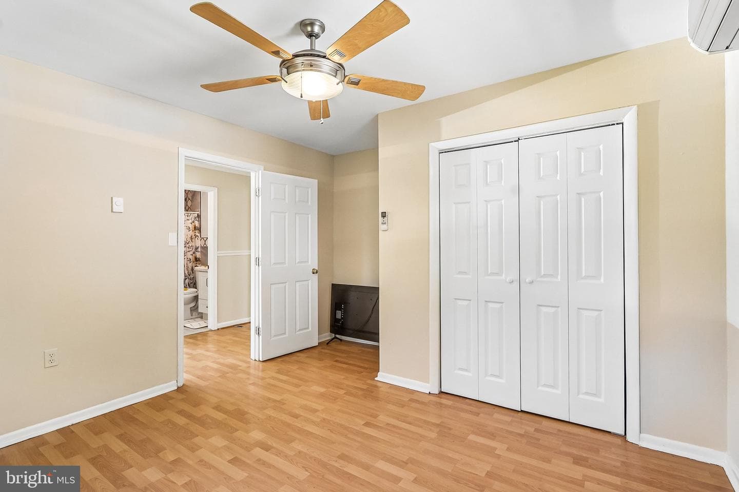 5631 Ellerbie Street photo 16