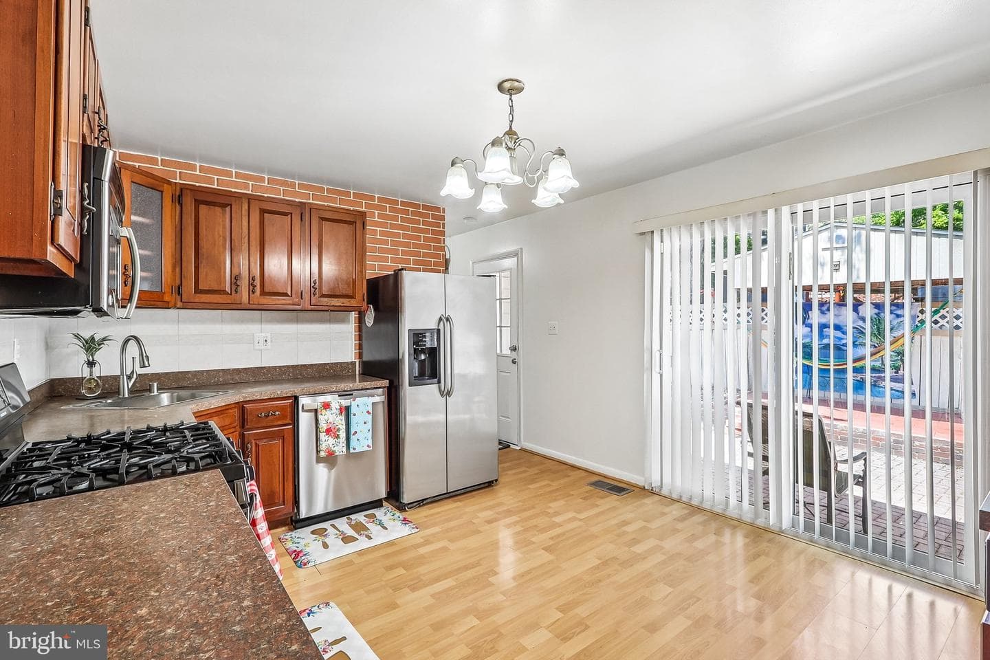 5631 Ellerbie Street photo 3