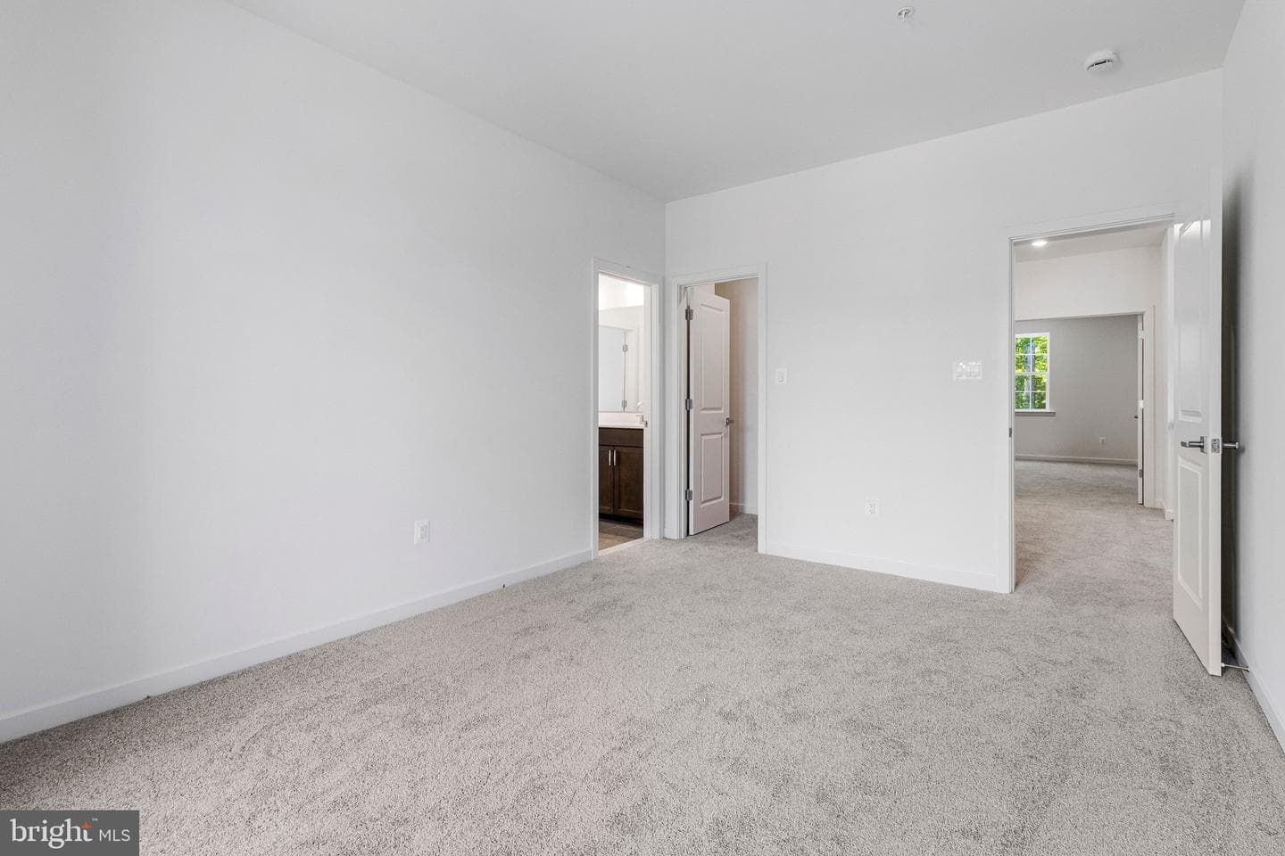 2012 Saint James Road photo 53