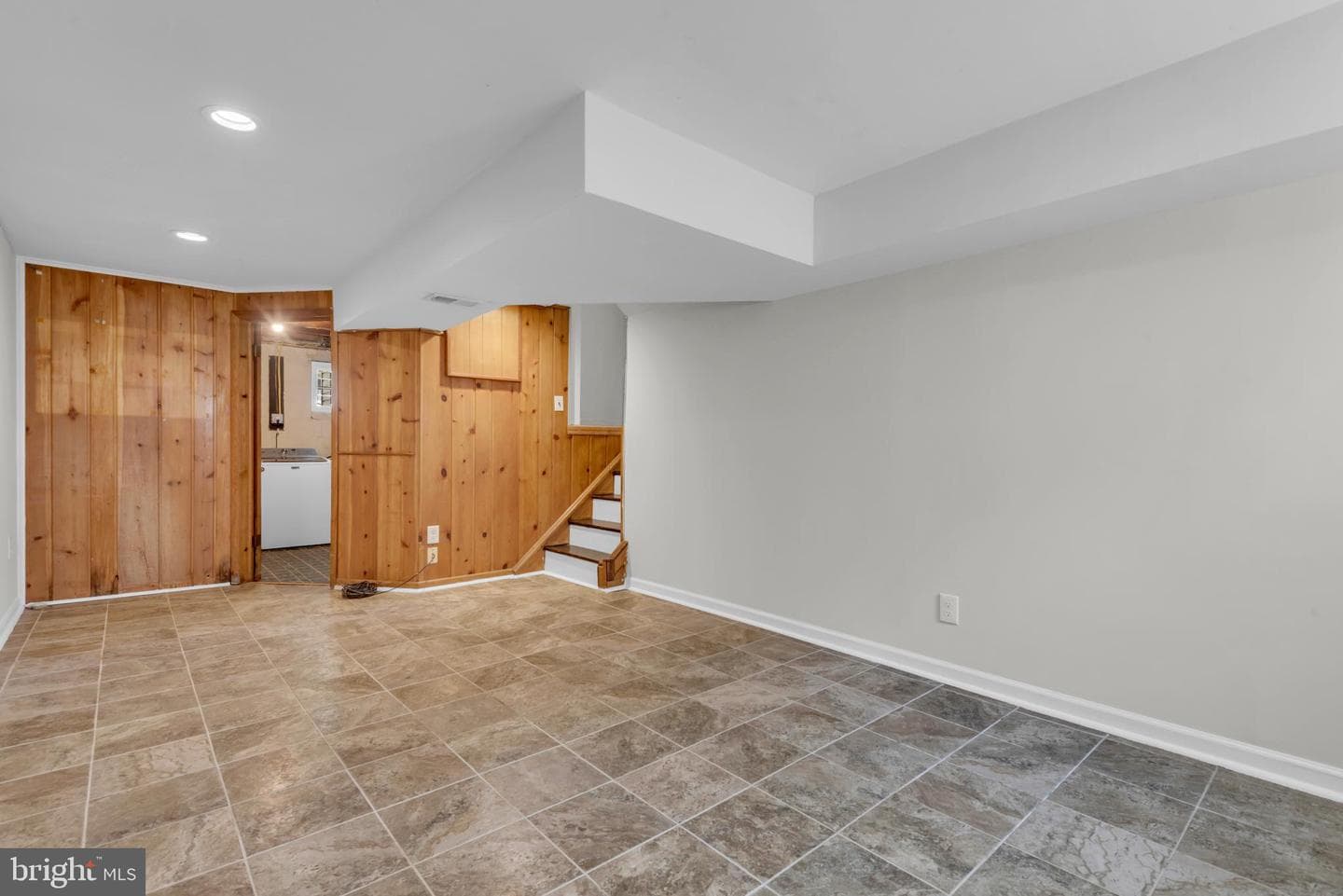 7802 Elroy Place photo 35