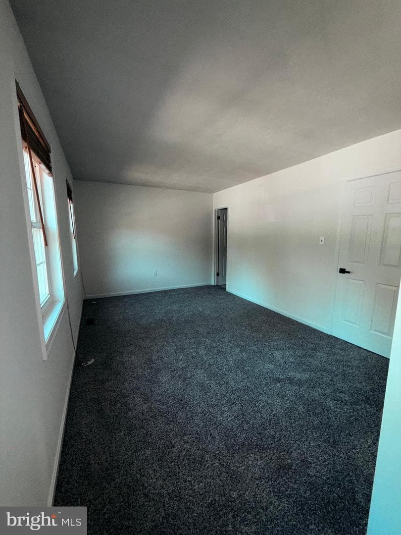 8915 Grandhaven Avenue photo 30