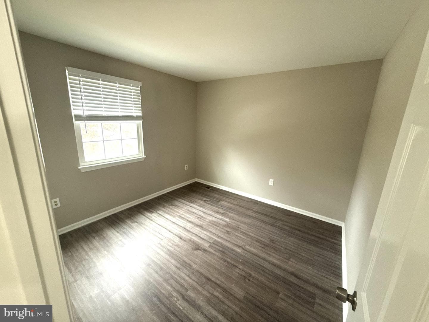 7604 Fox Hunt Court photo 9