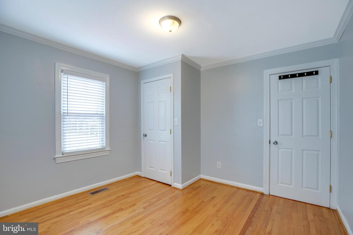 8104 Prince Georges Drive photo 13