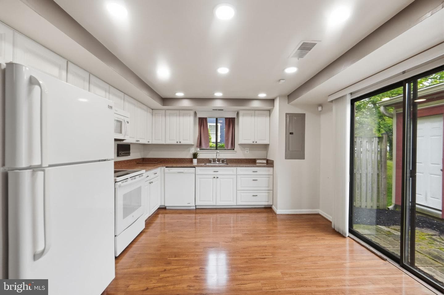 15591 Peach Walker Drive photo 15