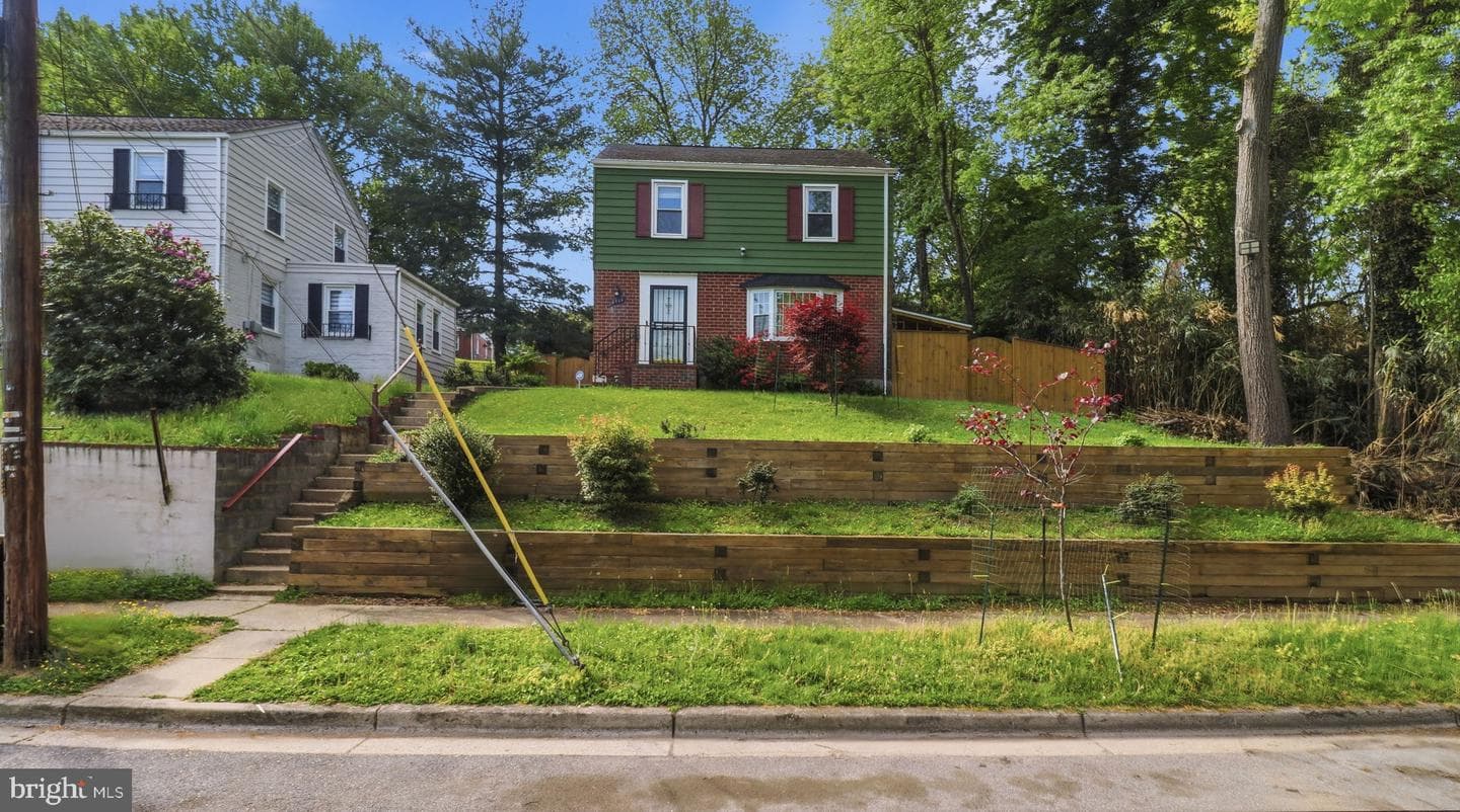 6719 Knollbrook Drive photo 3