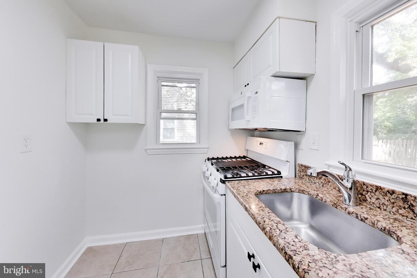 6214 Atwood Street photo 11