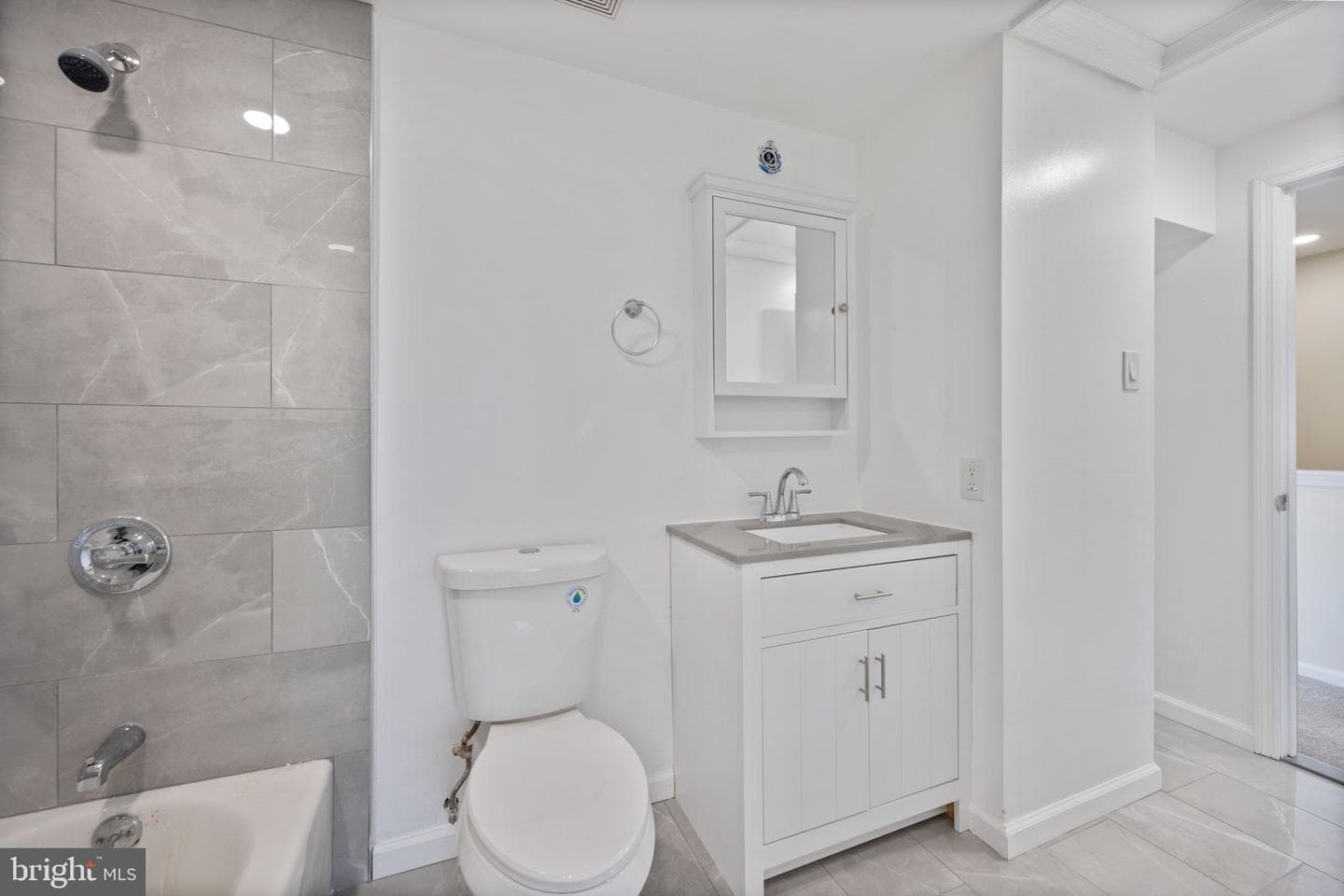 2836 Nomad Court W photo 17