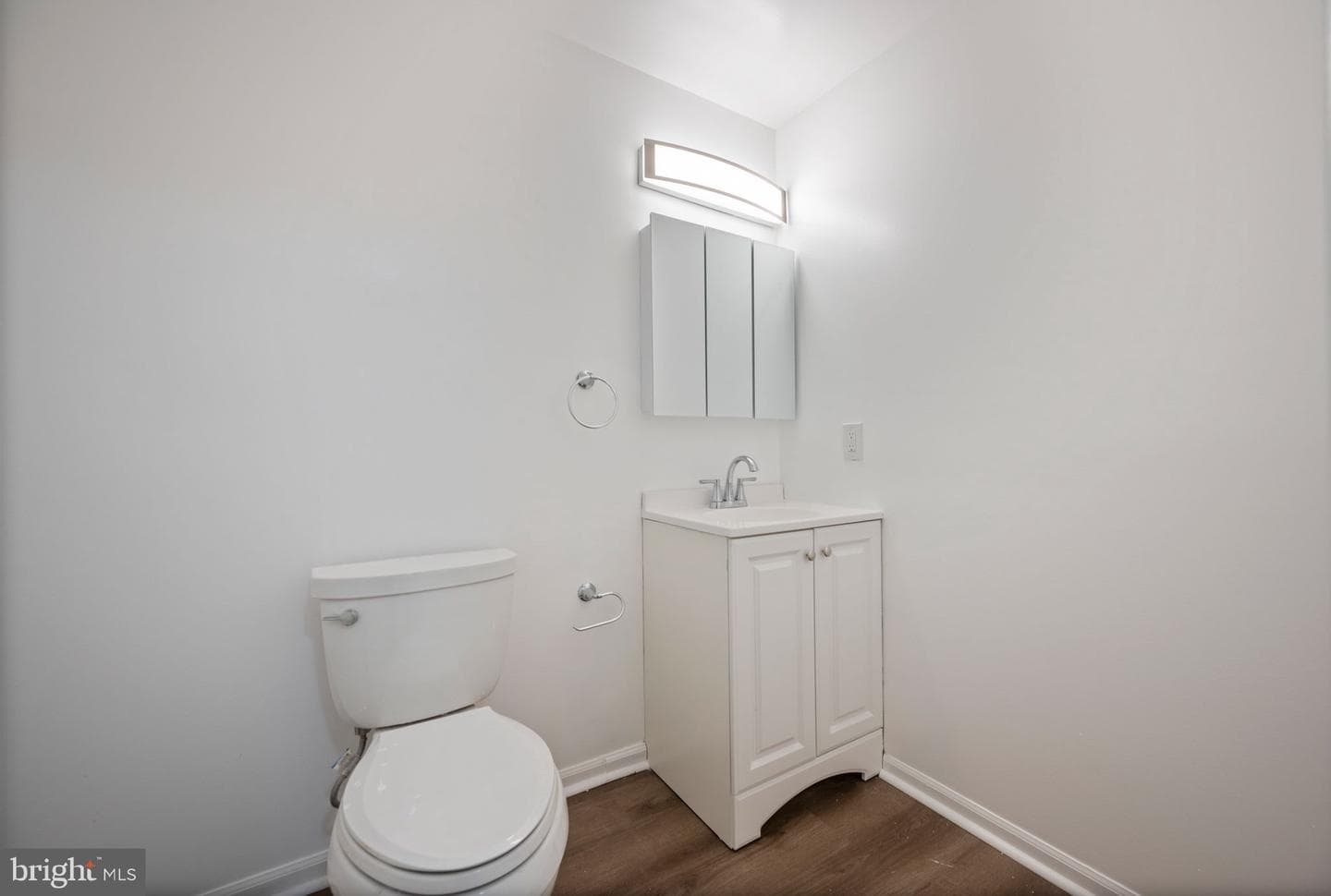 2836 Nomad Court W photo 28