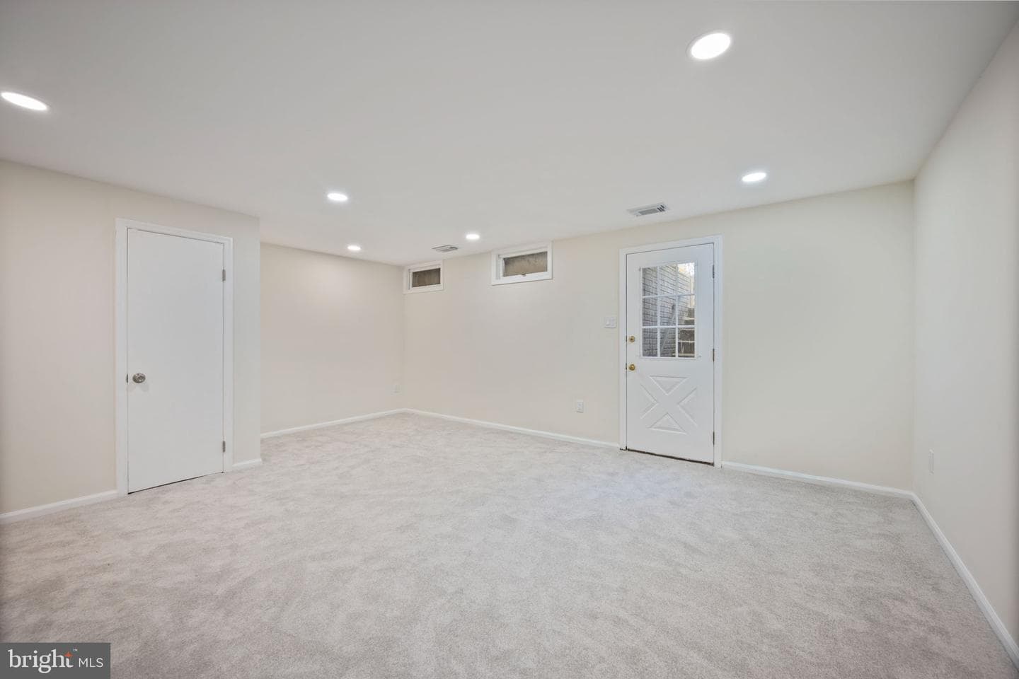 2836 Nomad Court W photo 31