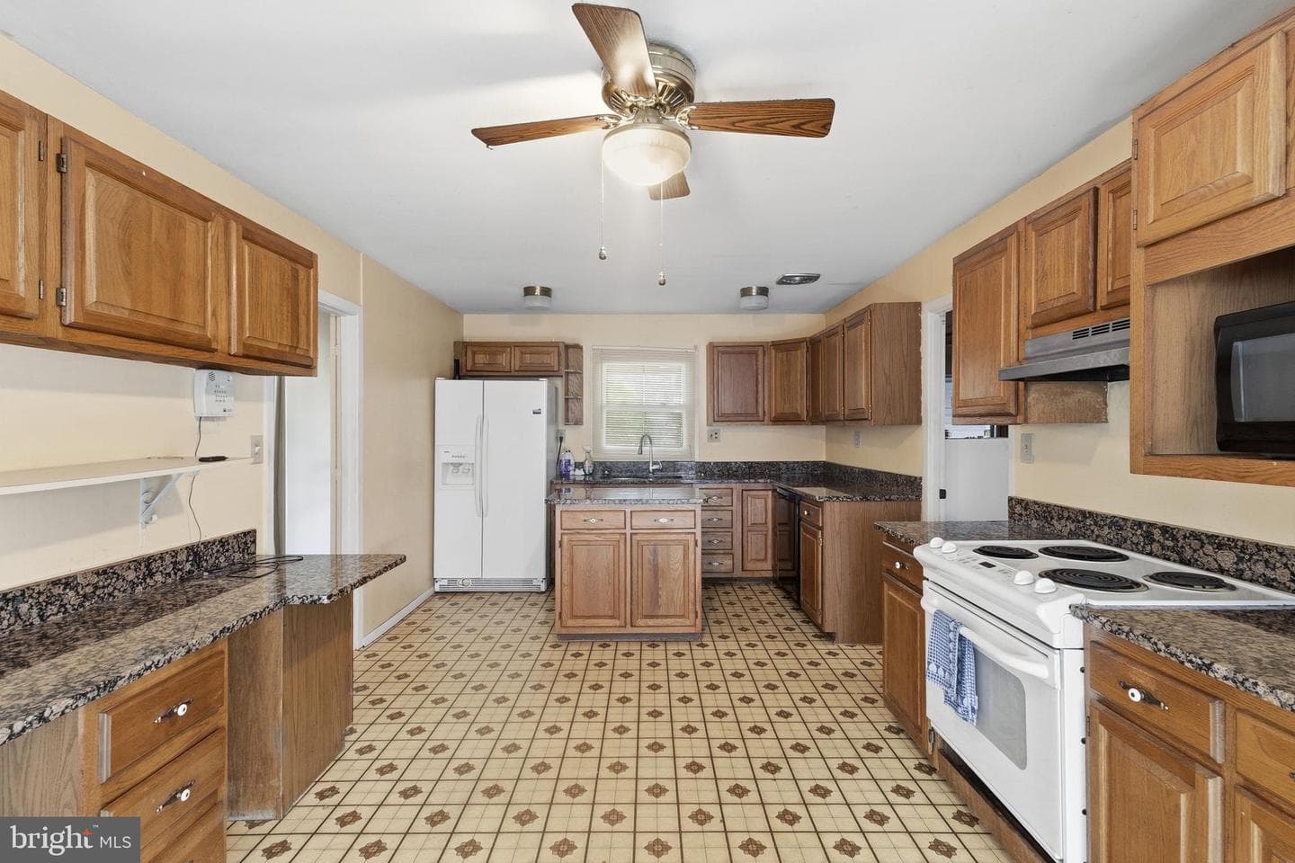 12607 Kembridge Drive photo 8
