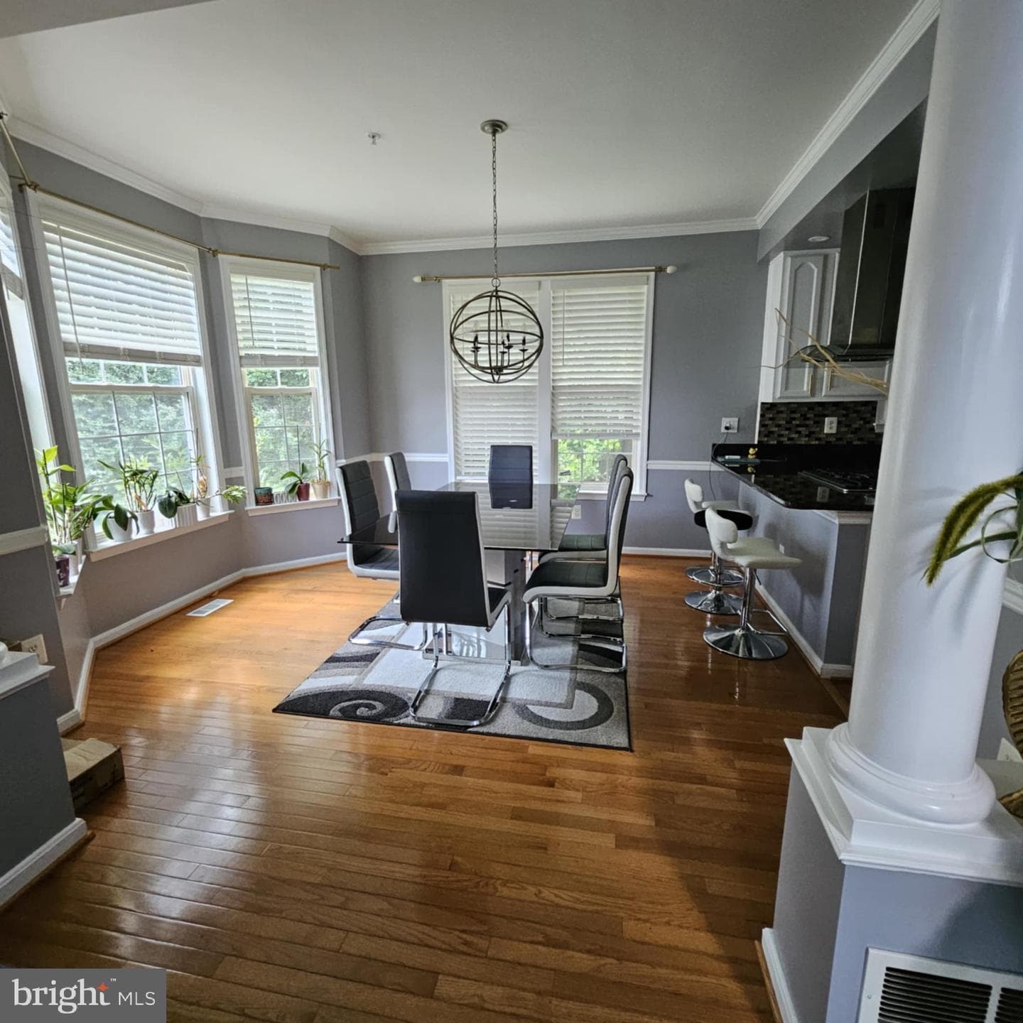 7605 Stratfield Lane photo 9