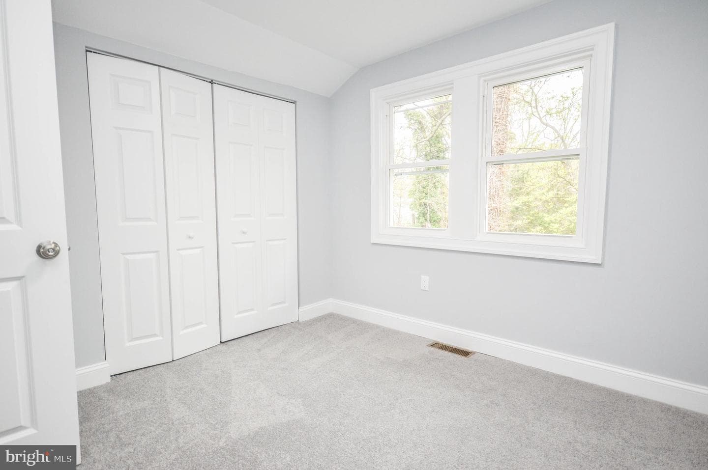 2807 Belleview photo 40
