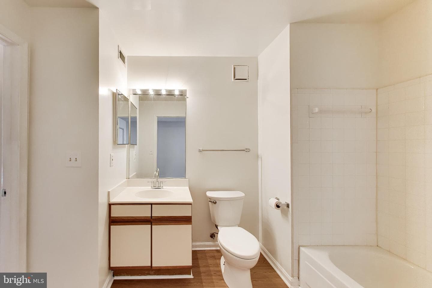 15775 Easthaven Court #301 photo 26