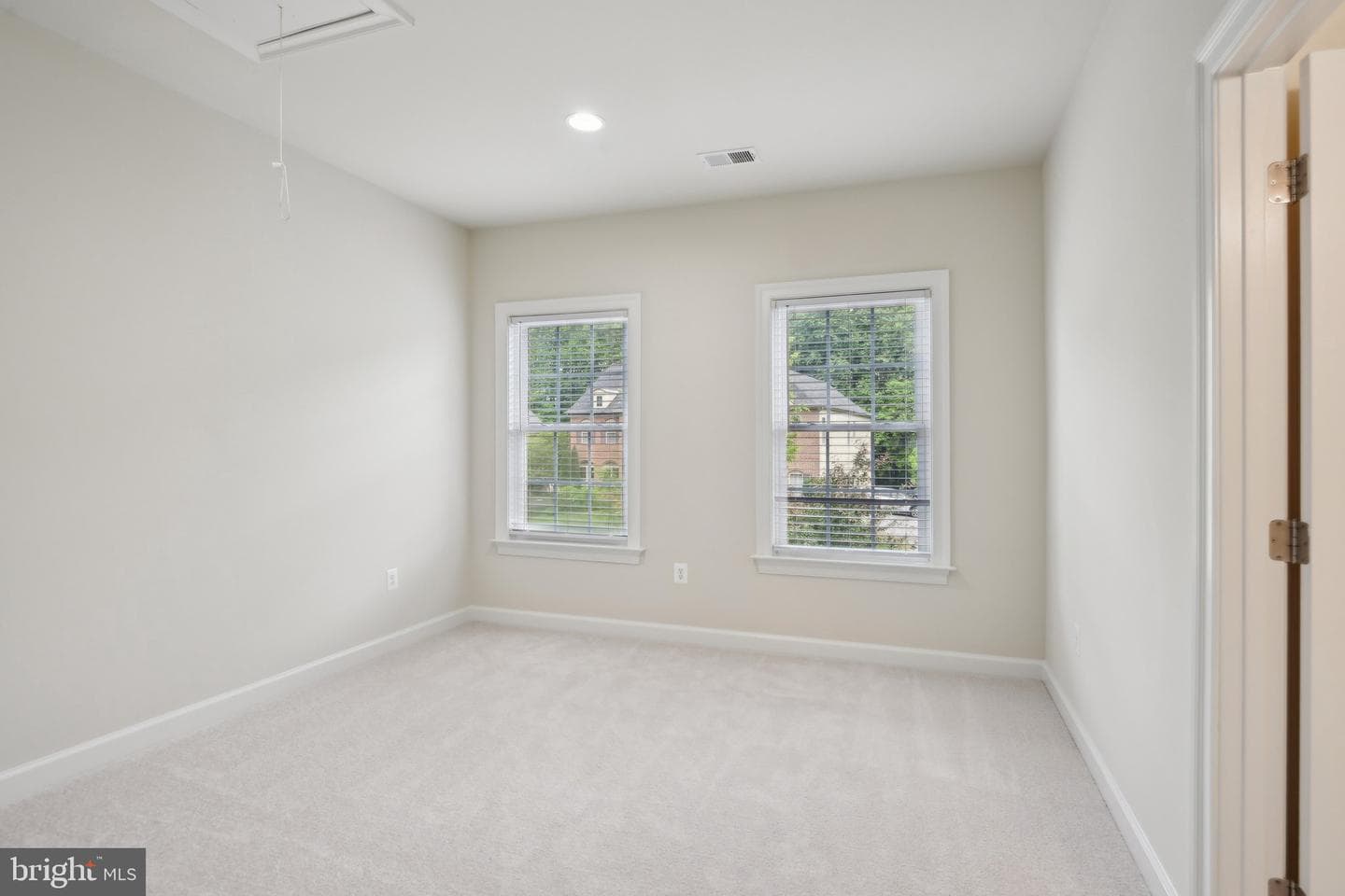 711 Bleak Hill Place photo 32