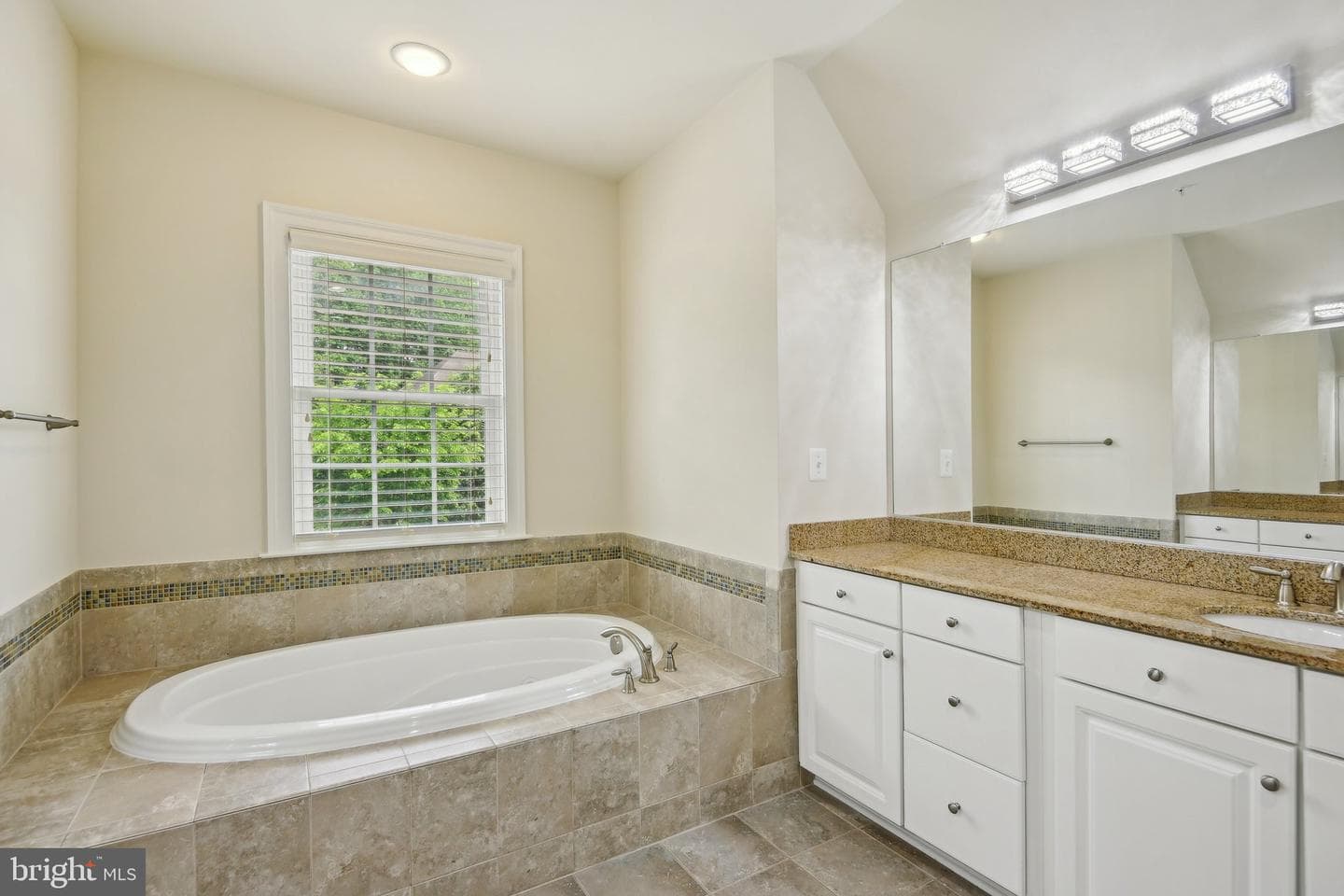 711 Bleak Hill Place photo 44
