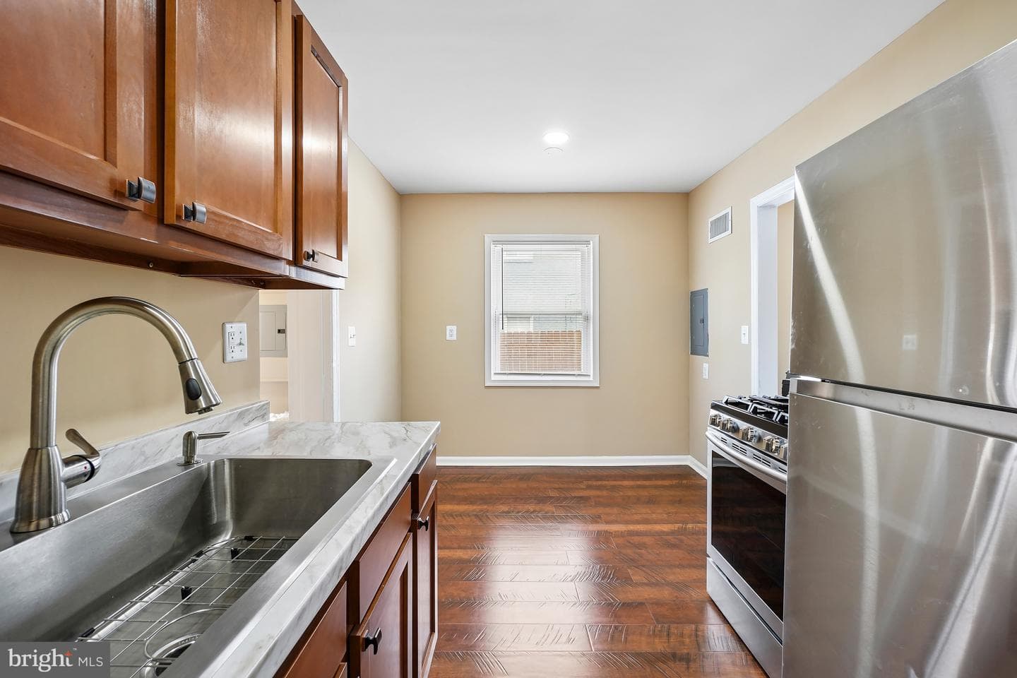 705 71st Avenue photo 9