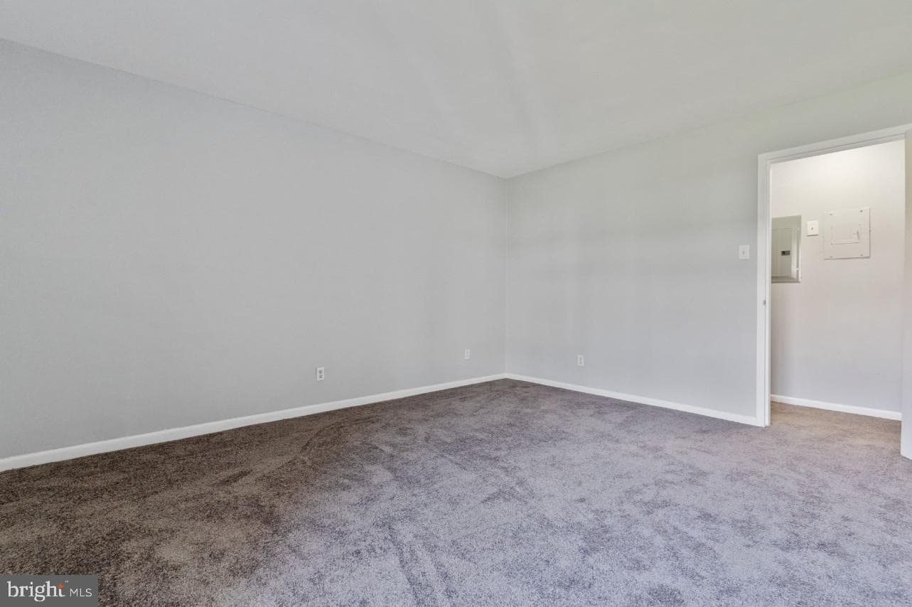 10122 Campus Way S #203-1a photo 17
