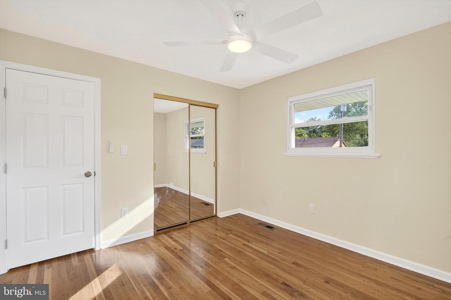 814 Booker Place photo 20
