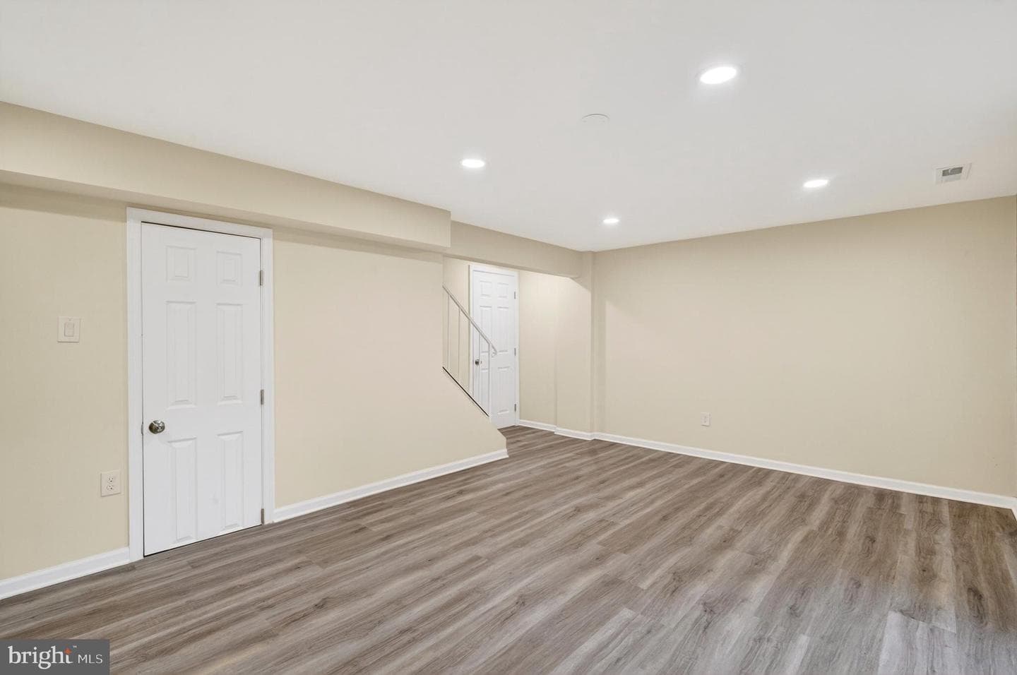 814 Booker Place photo 27