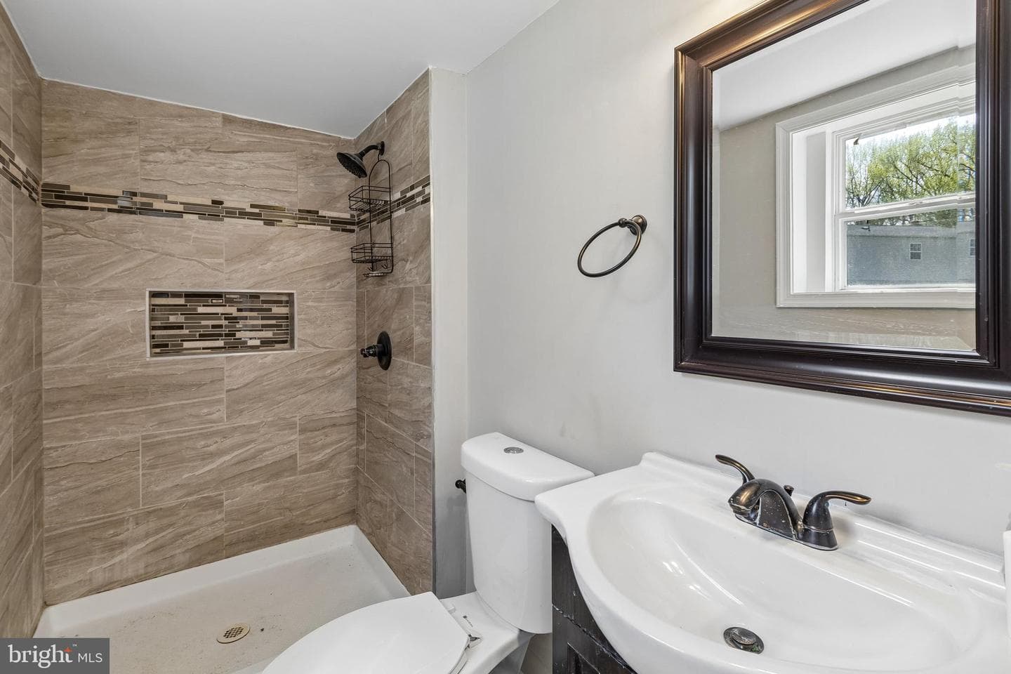 5903 Sylvia Court photo 12