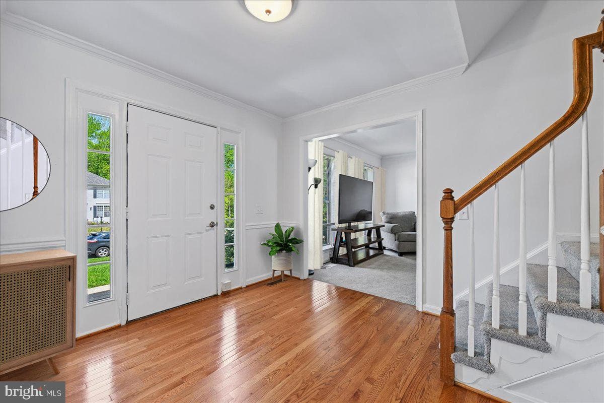 903 Brook Street photo 7
