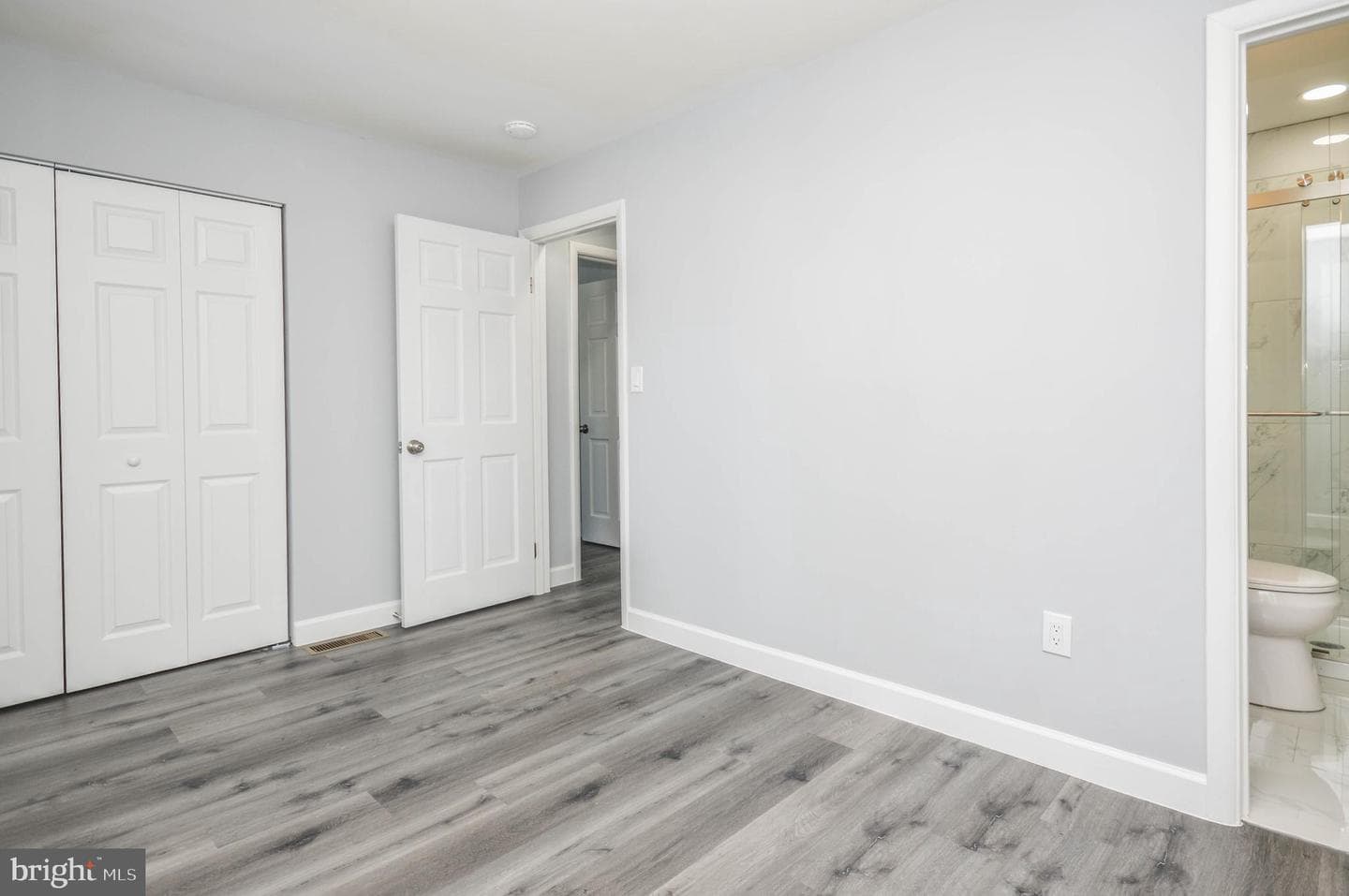 7204 Kidmore Lane photo 15