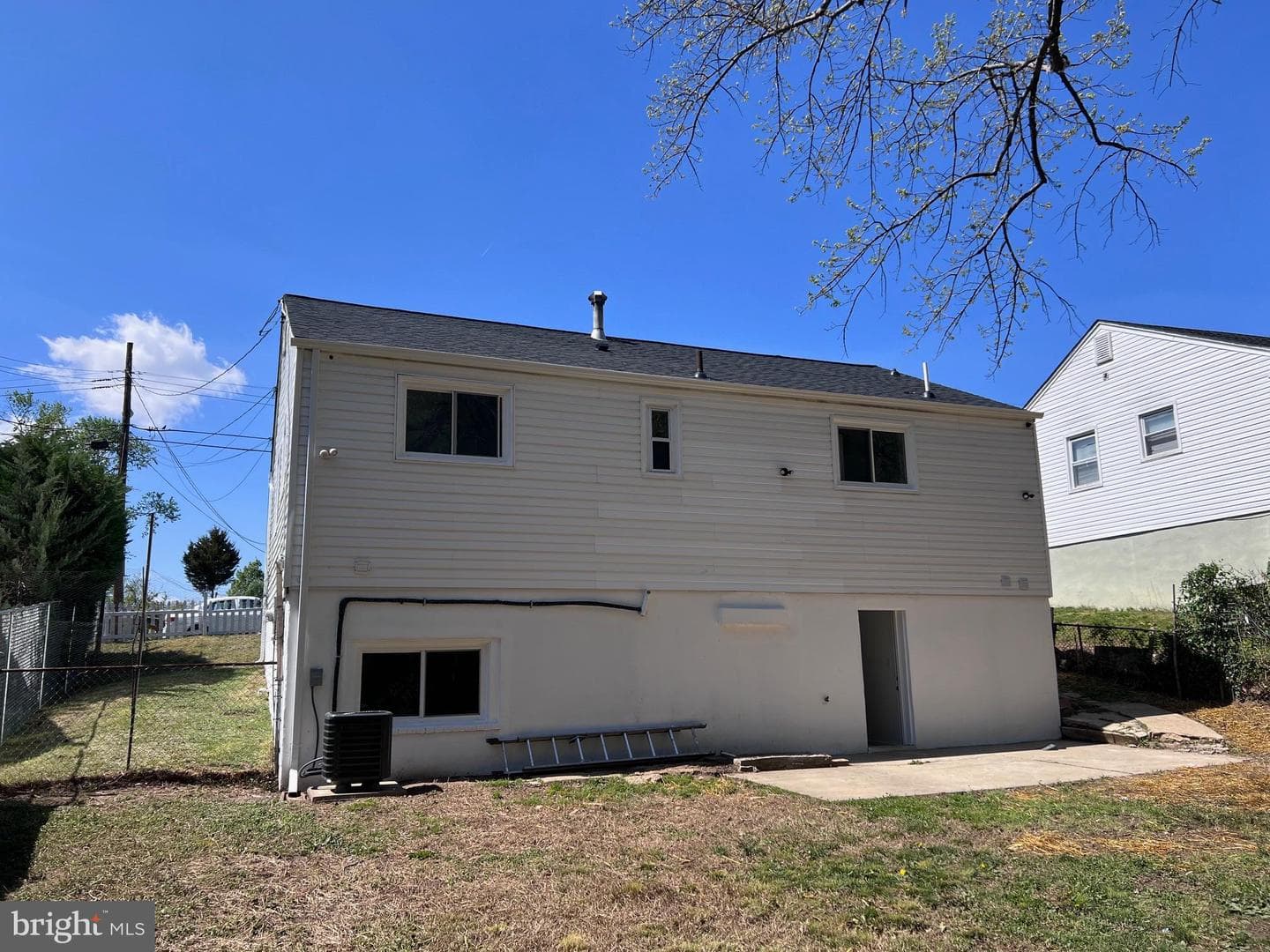 5405 Newby Avenue photo 15