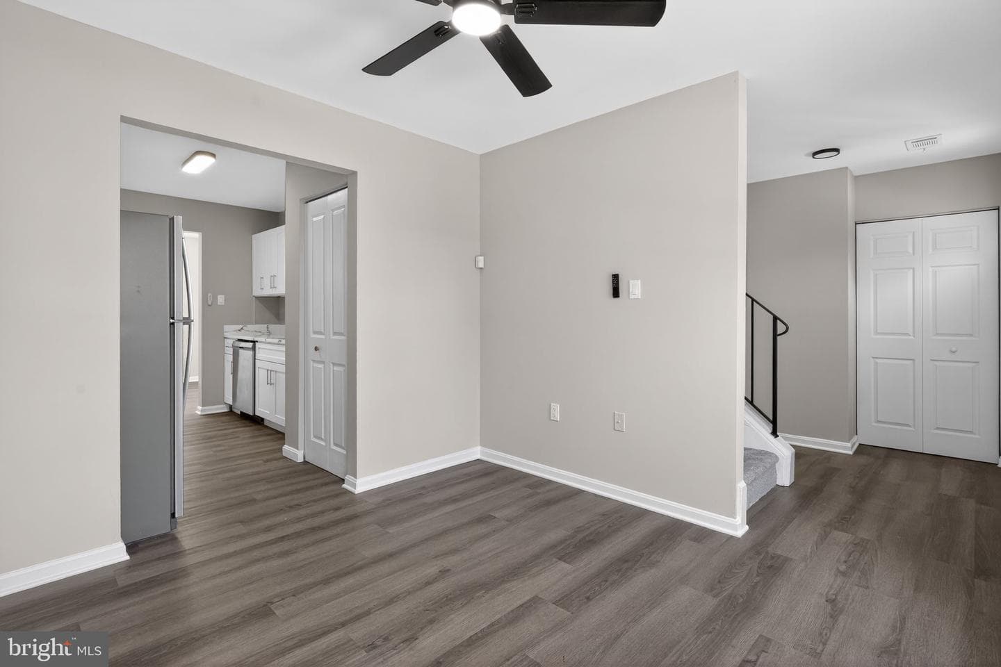 7509 Courtney Place photo 5