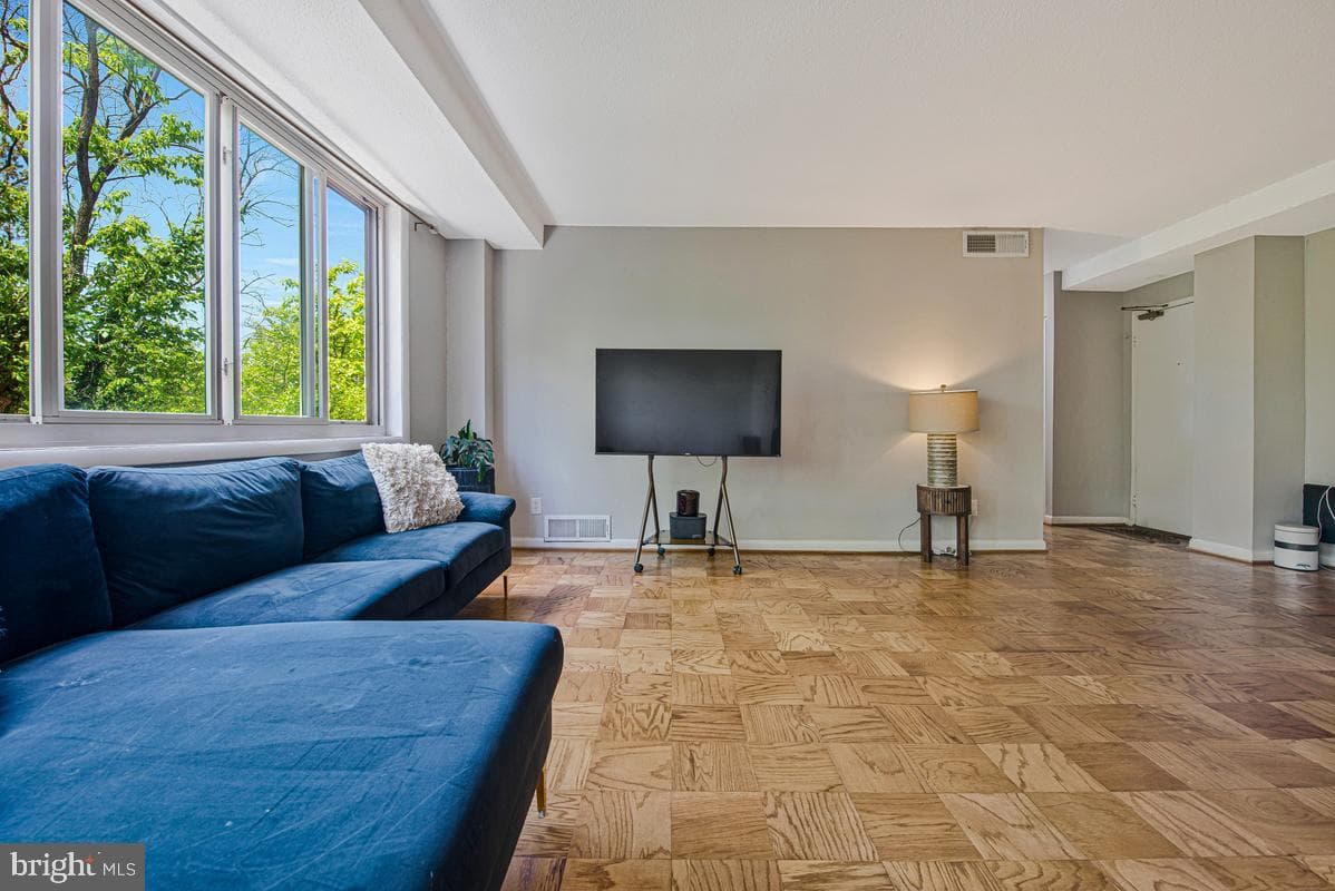 4410 Oglethorpe Street #317 photo 6