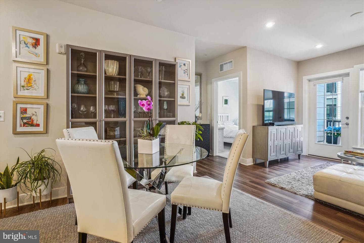 102 Saint Ives Place #209 photo 9