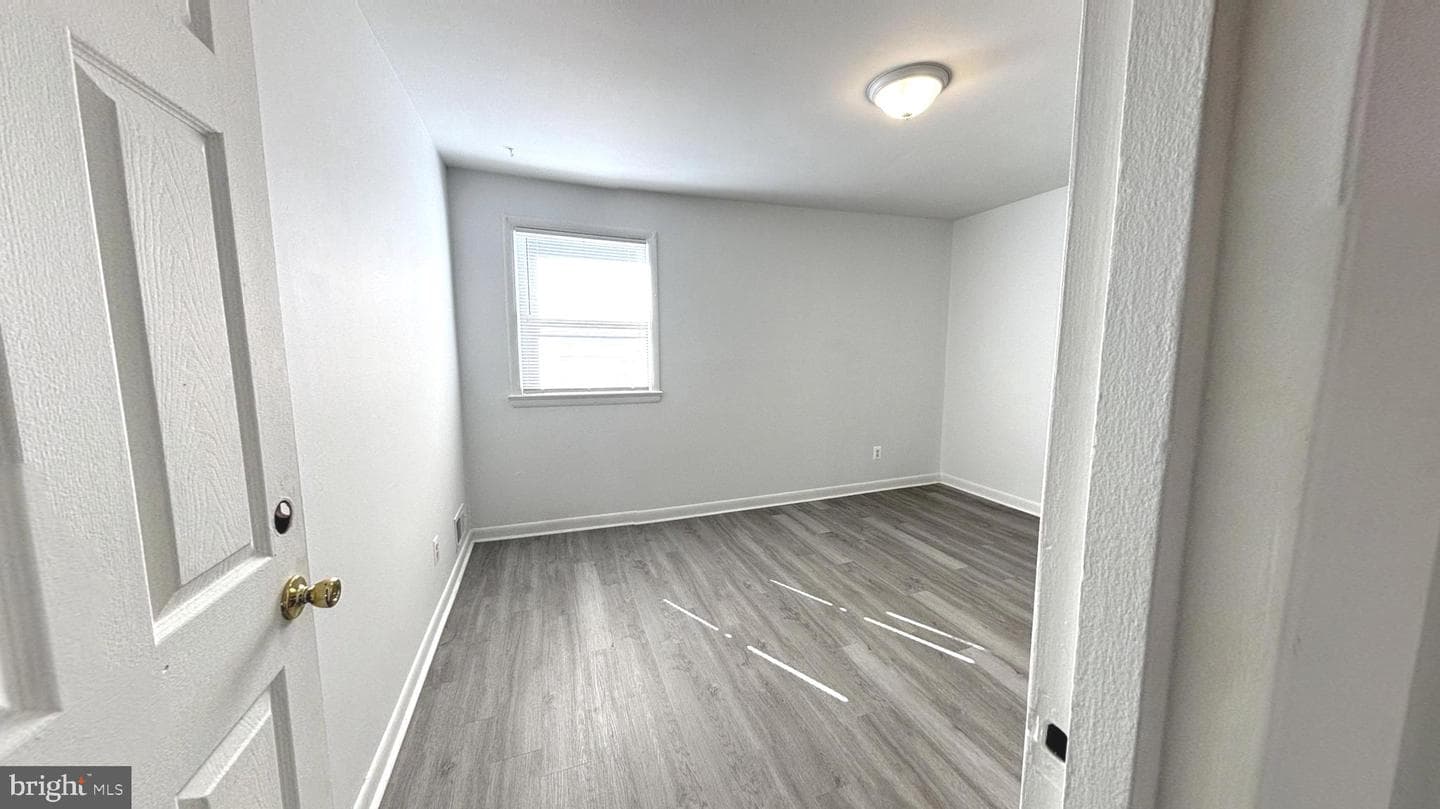 9906 Lanham Severn Road photo 11