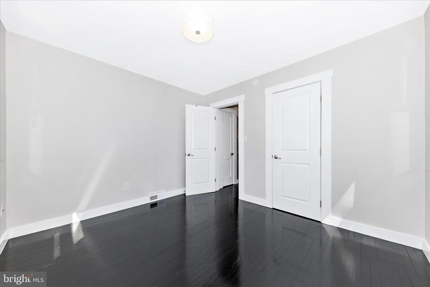 1519 Jutewood Avenue photo 27