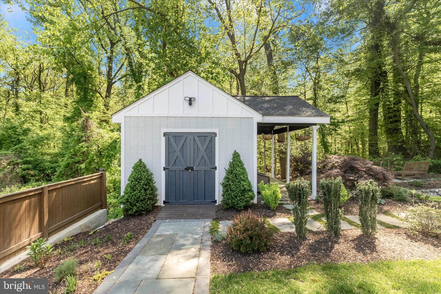 1519 Jutewood Avenue photo 9